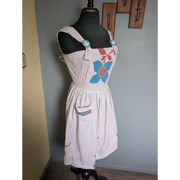 40s Calico Pinafore Dress: Vintage Floral Sundress - Picture 3 of 16